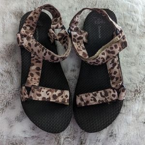 Time and Tru cheetah cushion sandal